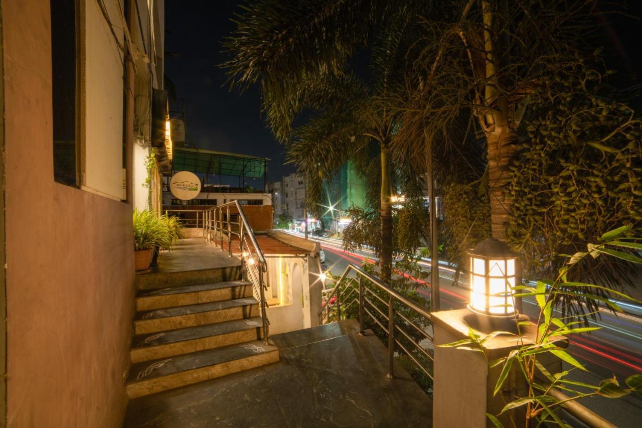 Hotel Searock Visakhapatnam Zewnętrze zdjęcie